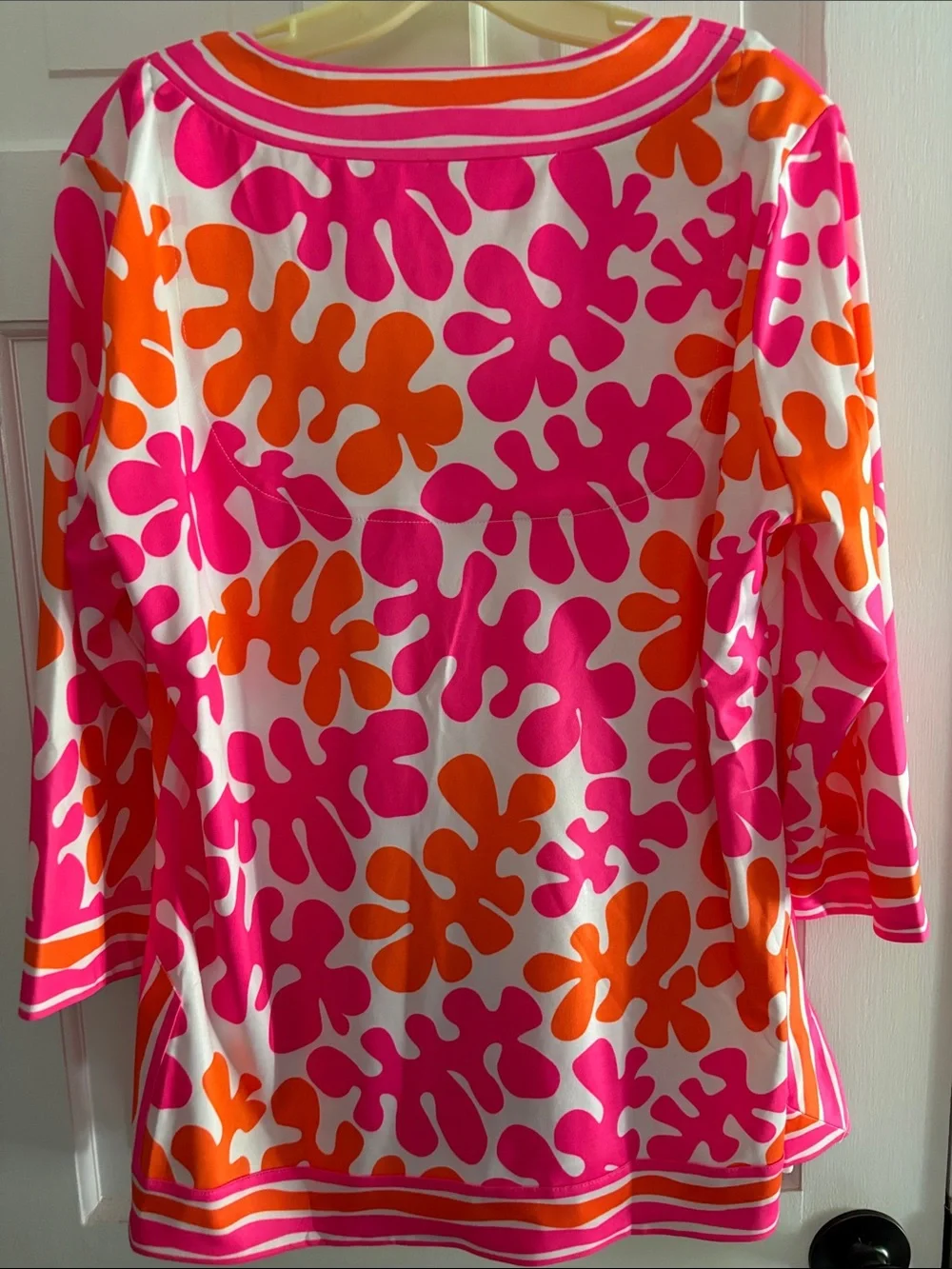 Gretchen Scott Split-Neck Tunic in Hot Pink & Orange XL - Picture 2 of 7